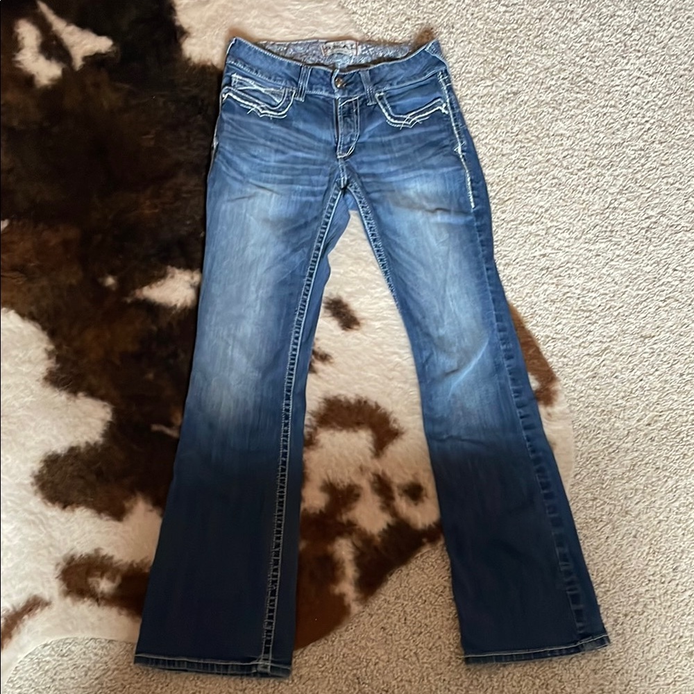 Women’s Ariat mid rise jeans size 29L